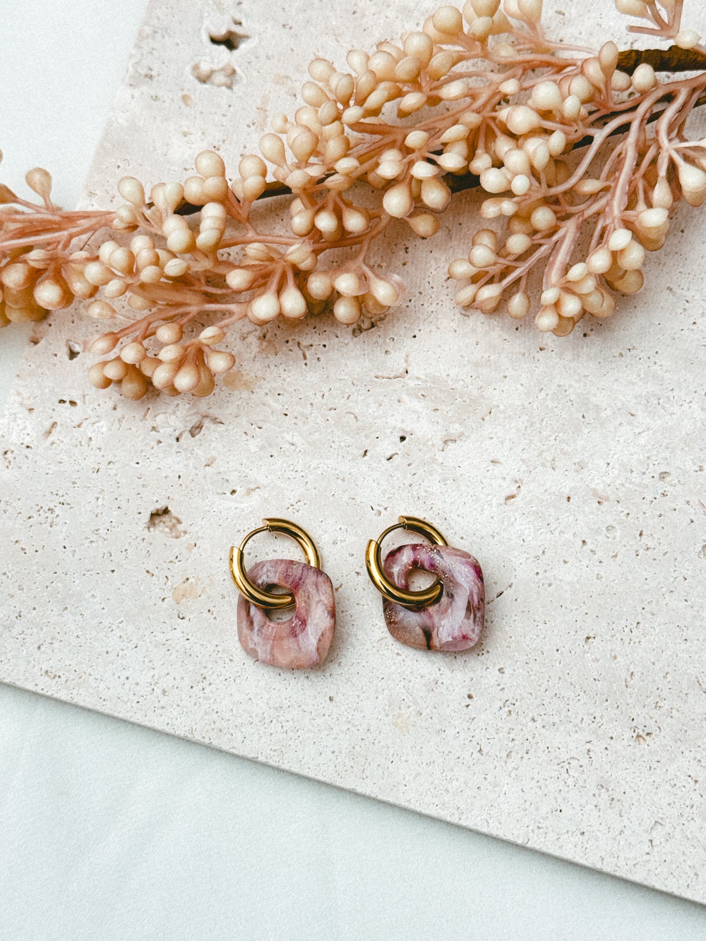 Faux stone burgundy - K