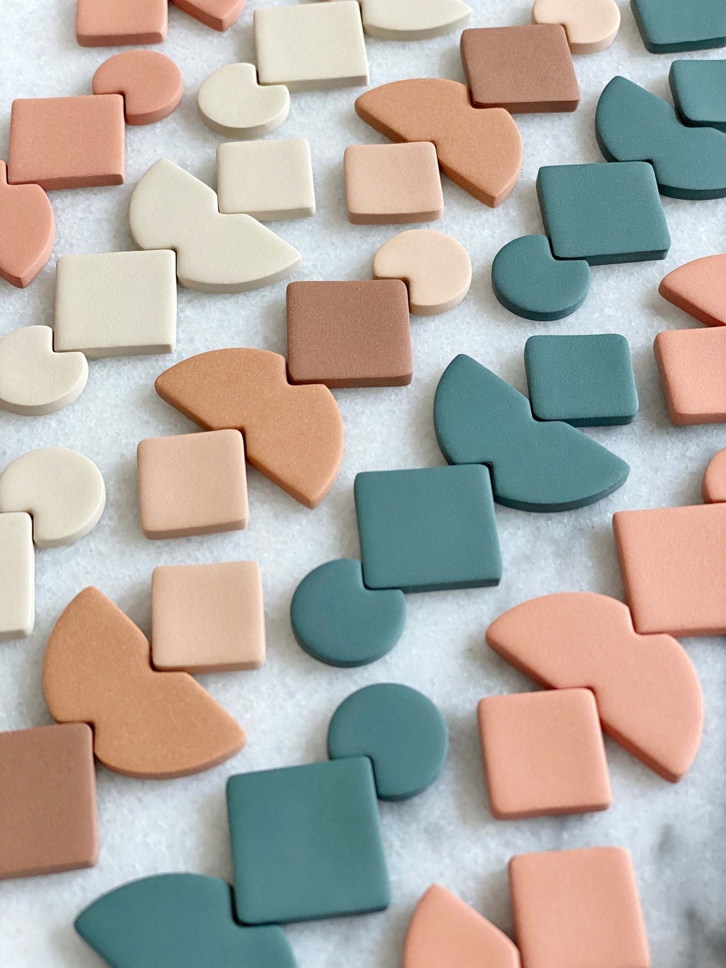 Poppies - Choose from 8 colors - Earrings - CLN Atelier