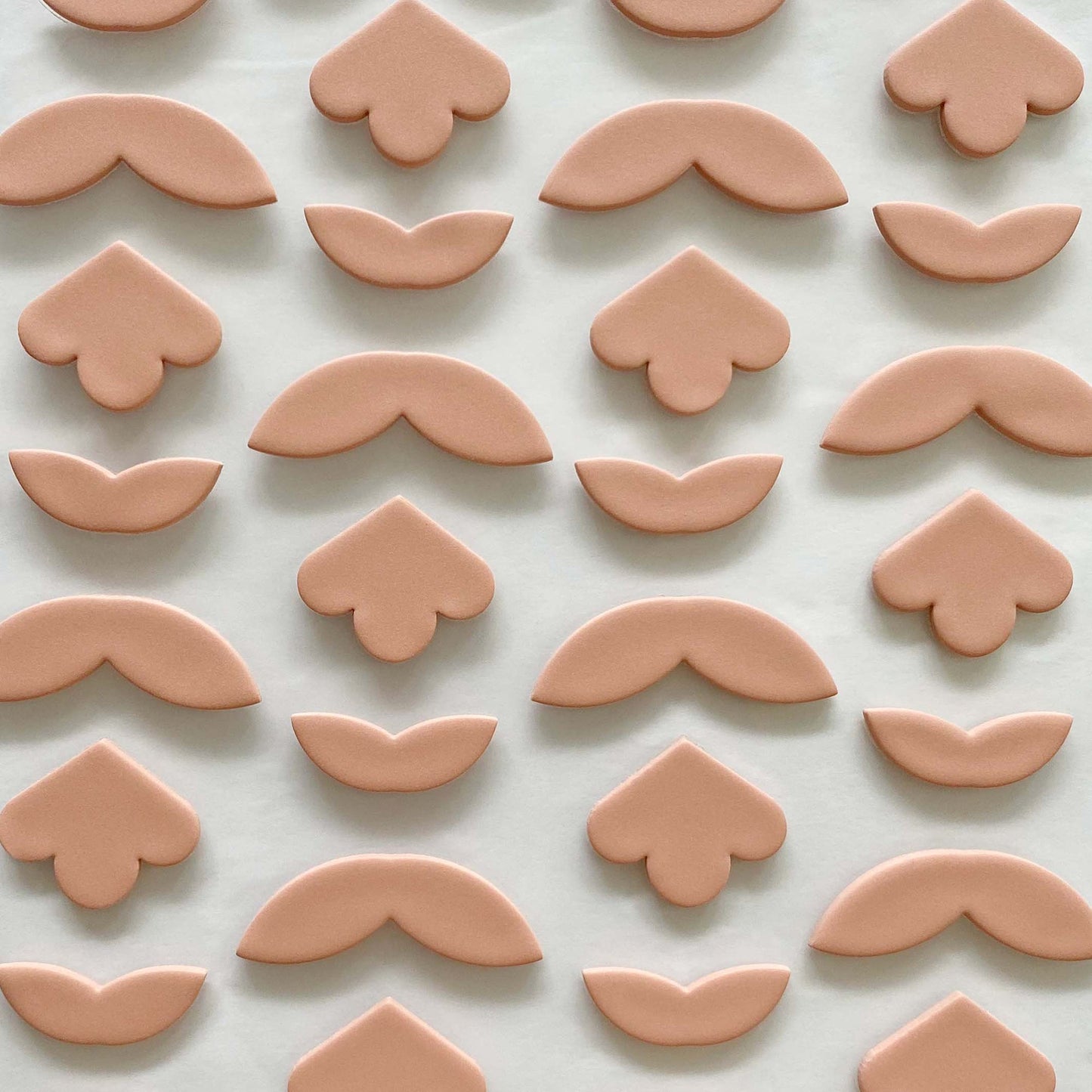 Verdunias - Choose from 8 colors - Earrings - CLN Atelier