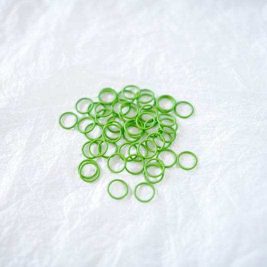 50 Apple Green Jump Rings - Jump rings - CLN Atelier