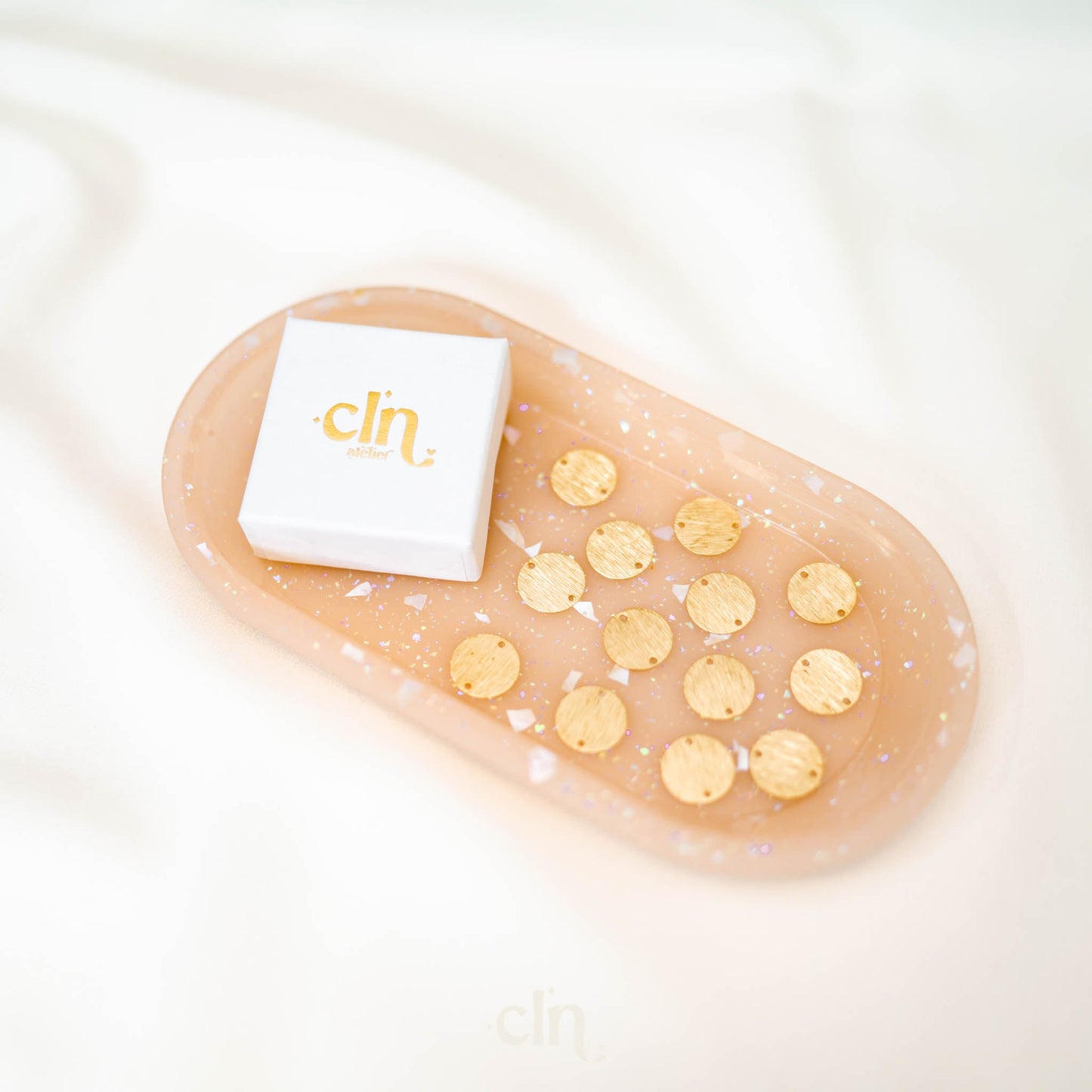 Brushed connector circle charm - CLN Atelier