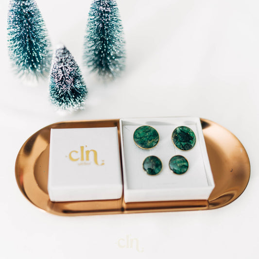 Faux green marble studs with golden brim - Earrings - CLN Atelier