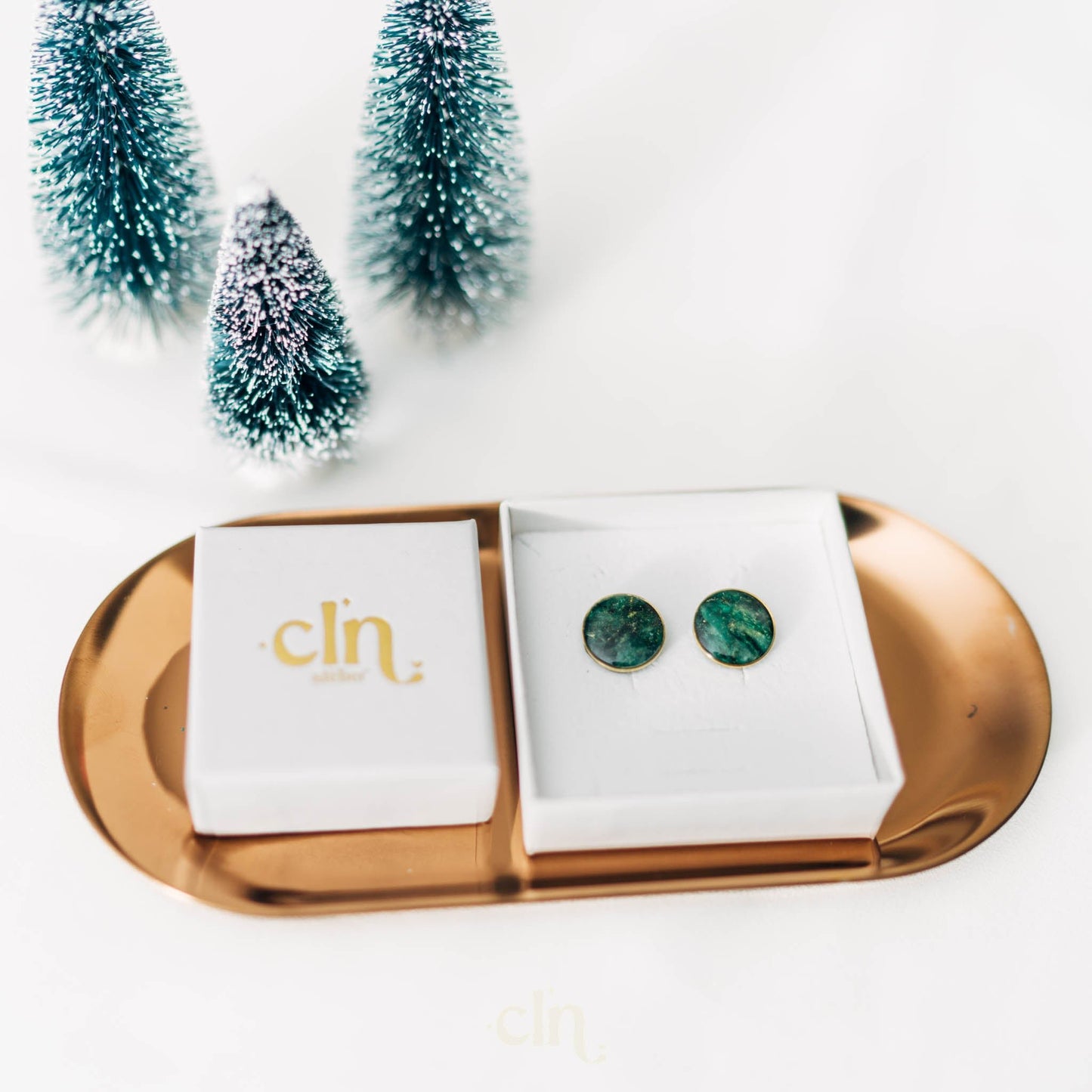 Faux green marble studs with golden brim - Earrings - CLN Atelier