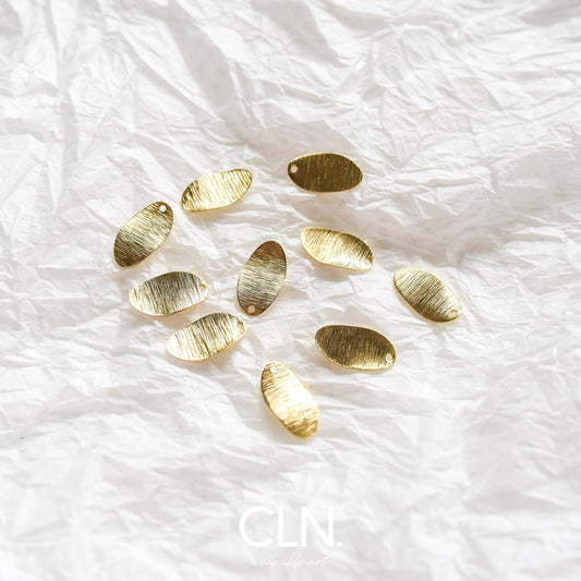 Waved Charm Small 10 Pieces - Brass charm - CLN Atelier