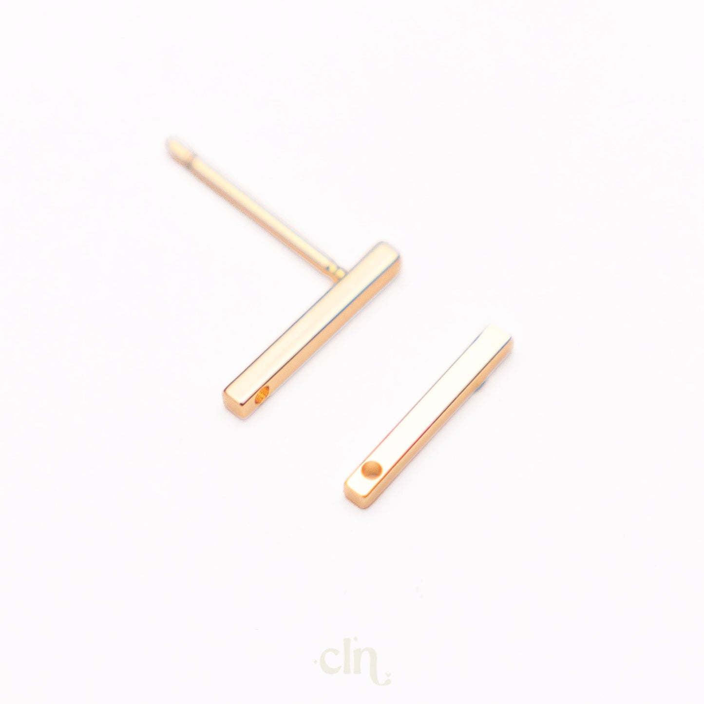 Bar stud with hole 18K gold plated - Earring findings - CLN Atelier