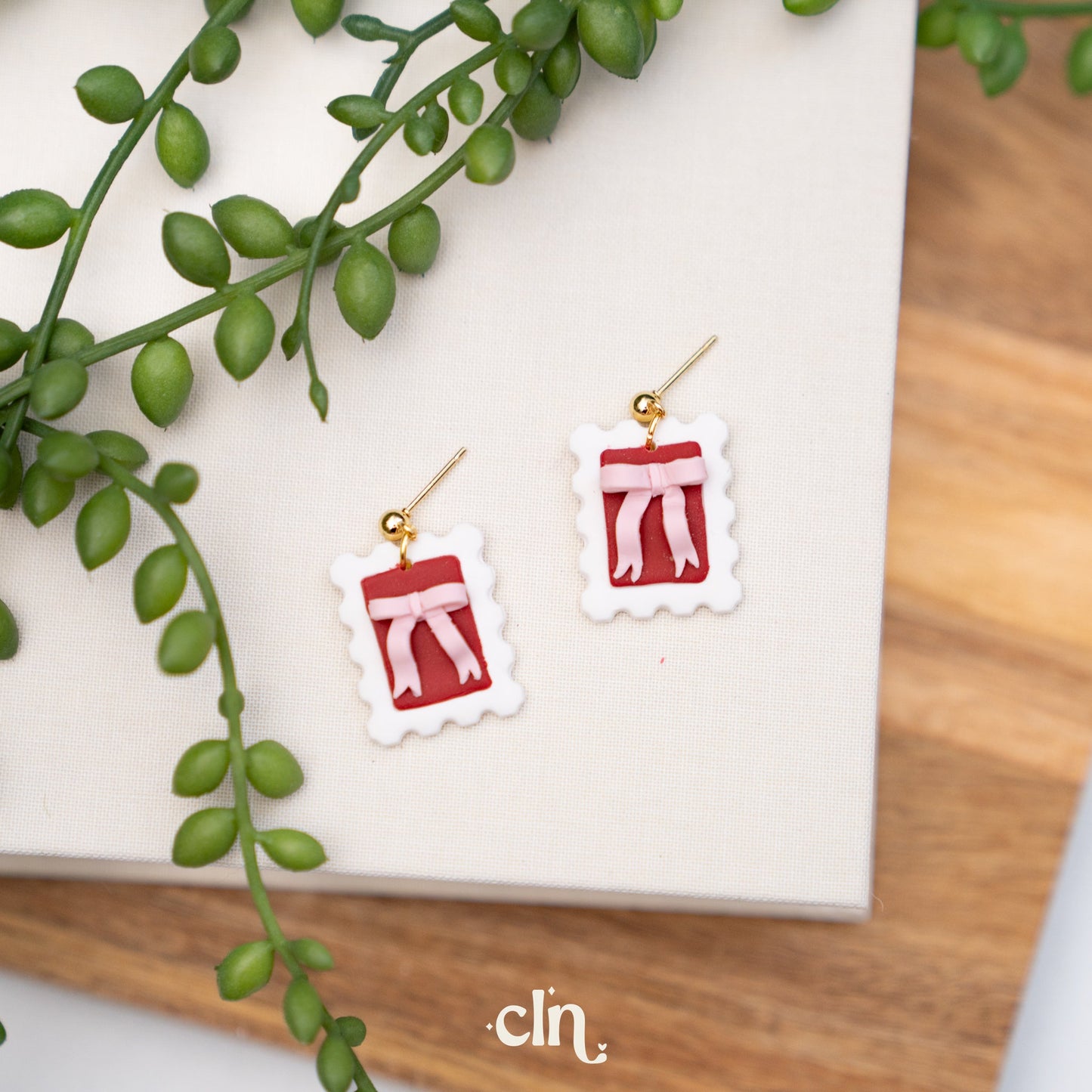 Bow stamps - Earrings - CLN Atelier