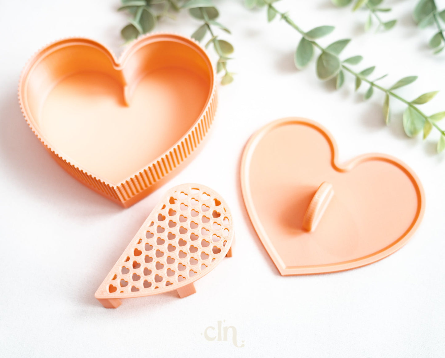 Cornstarch container heart shape - Curated tools - CLN Atelier