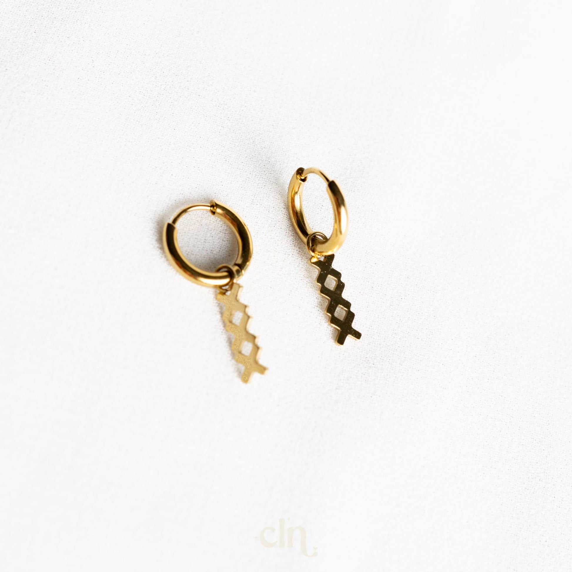 Dainty hoops XXX - Earrings - CLN Atelier