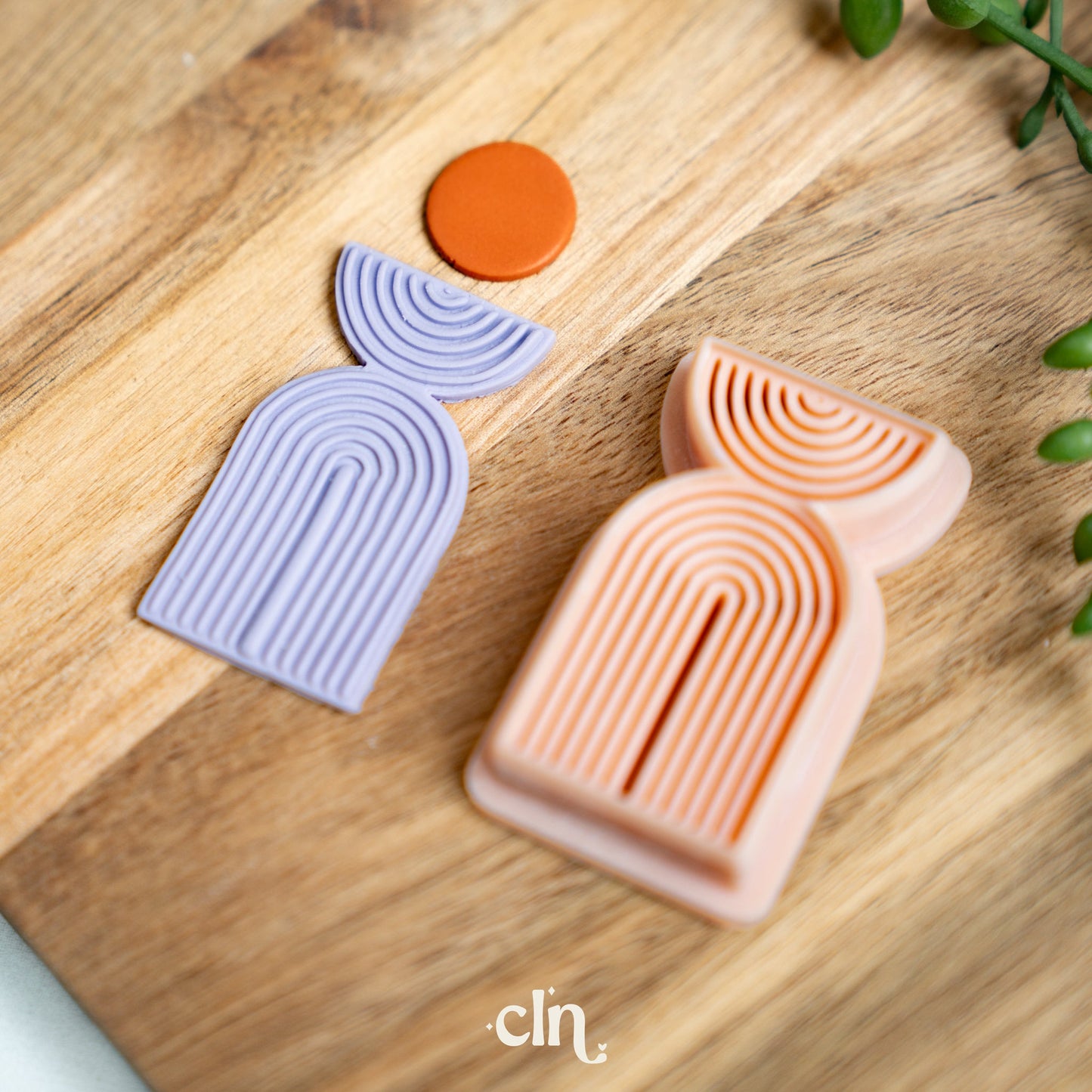 Embossed geometric shape 04 - CLN Atelier