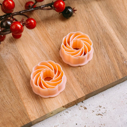 Embossed Wreath - Cutter - CLN Atelier