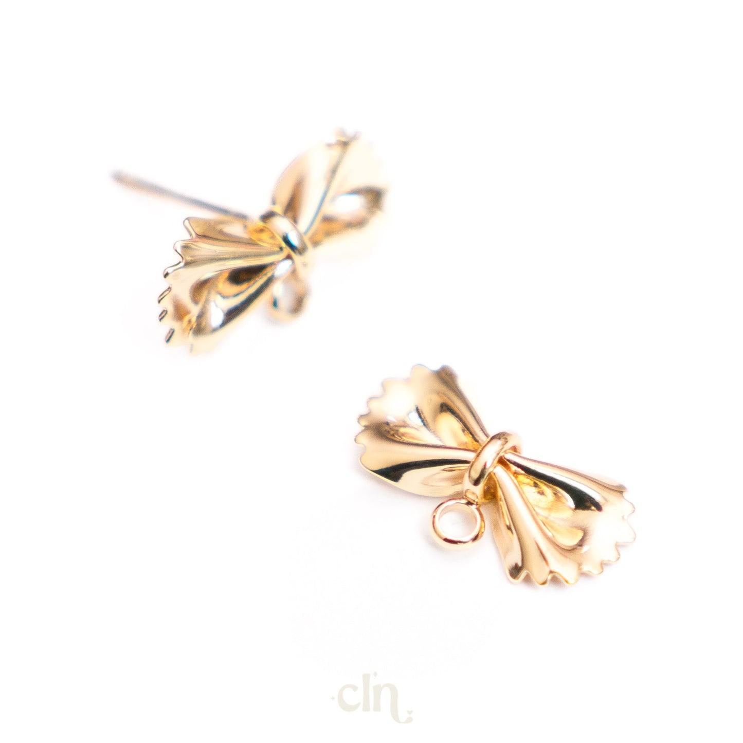 Farfalle bow stud 18K gold plated - Earring findings - CLN Atelier