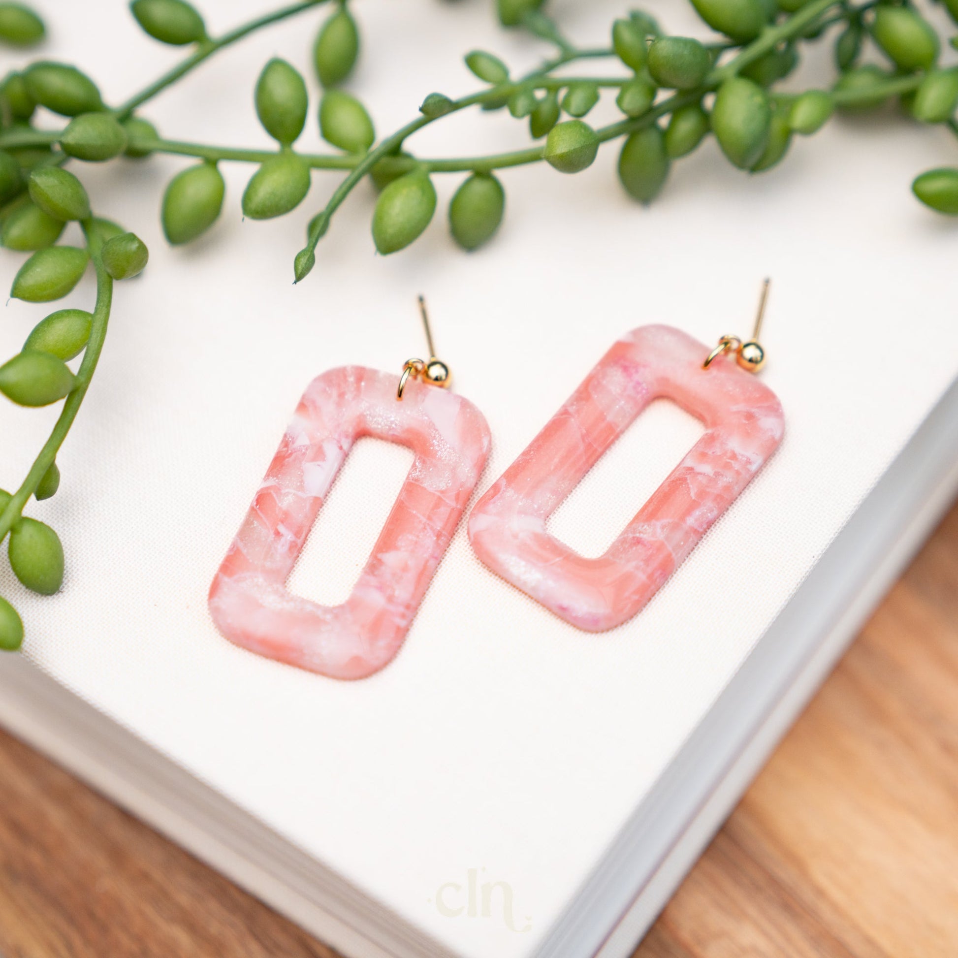 Faux stone dangle - Cotton candy C - Earrings - CLN Atelier