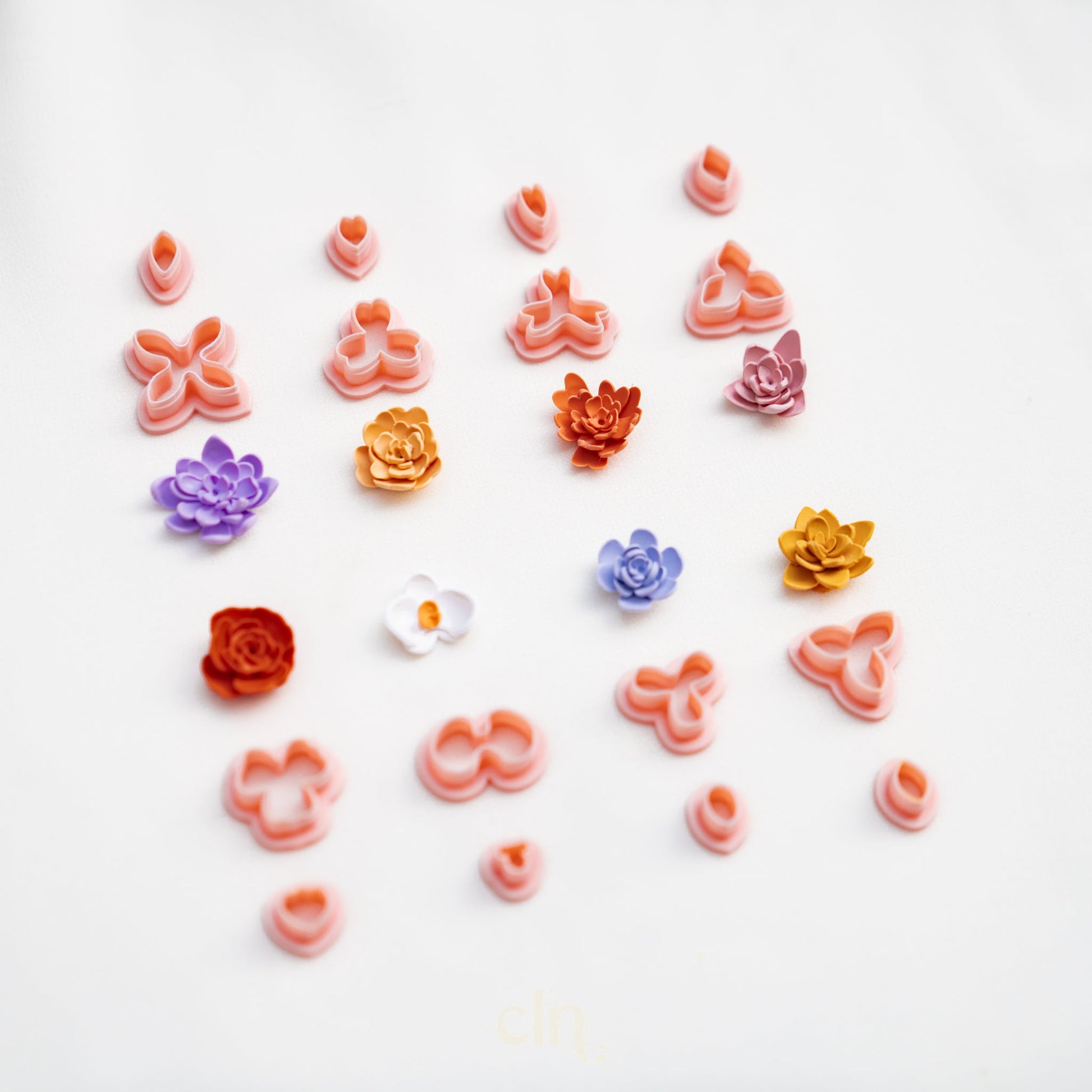 Flower builder set of shapes A - G (+ free gift) - Cutter - CLN Atelier