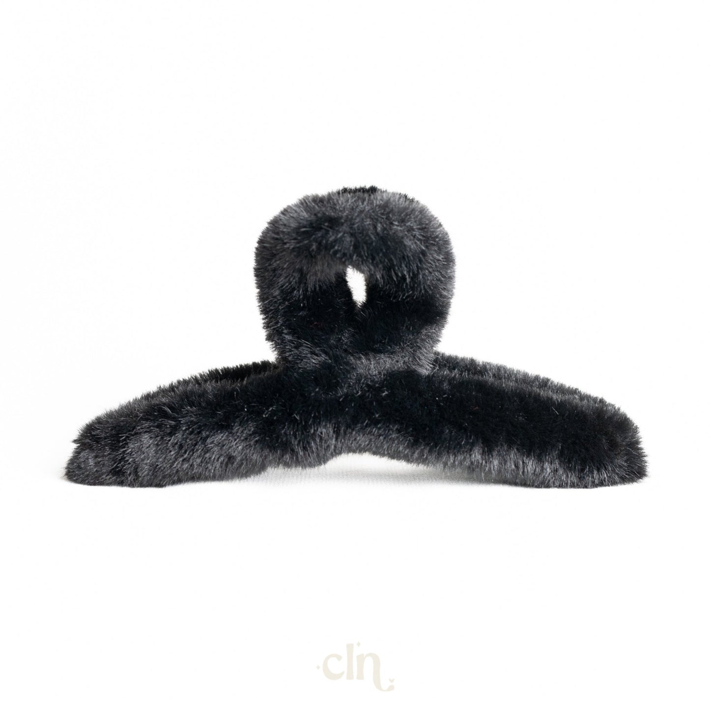 Fluffy faux fur XL hair clip (2 colors) - Hairclips - CLN Atelier