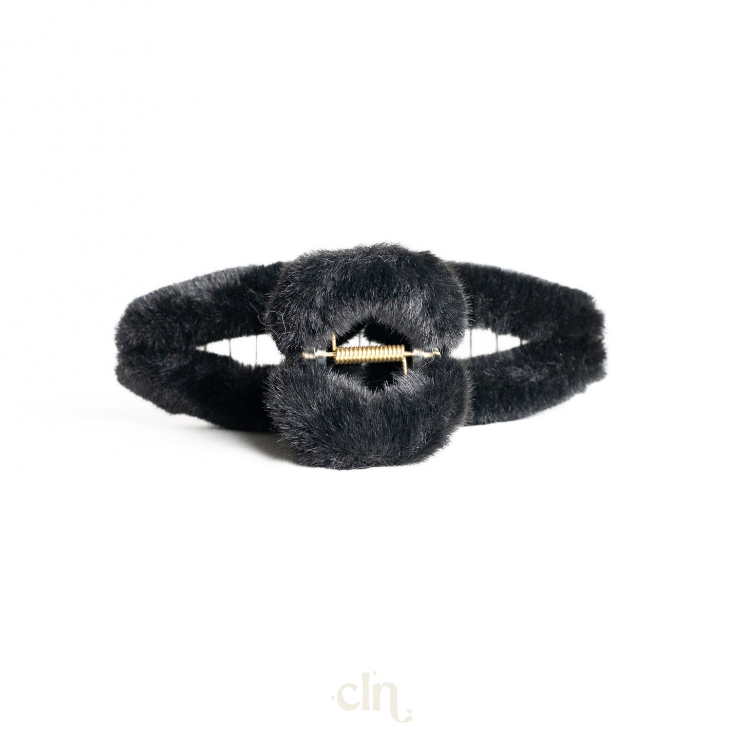 Fluffy faux fur XL hair clip (2 colors) - Hairclips - CLN Atelier