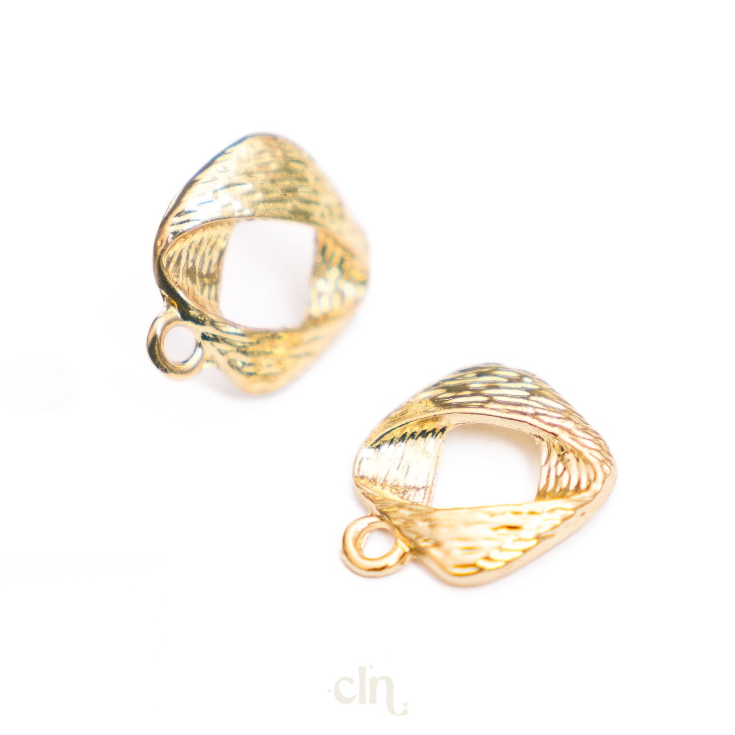 Folded square stud - Earring findings - CLN Atelier