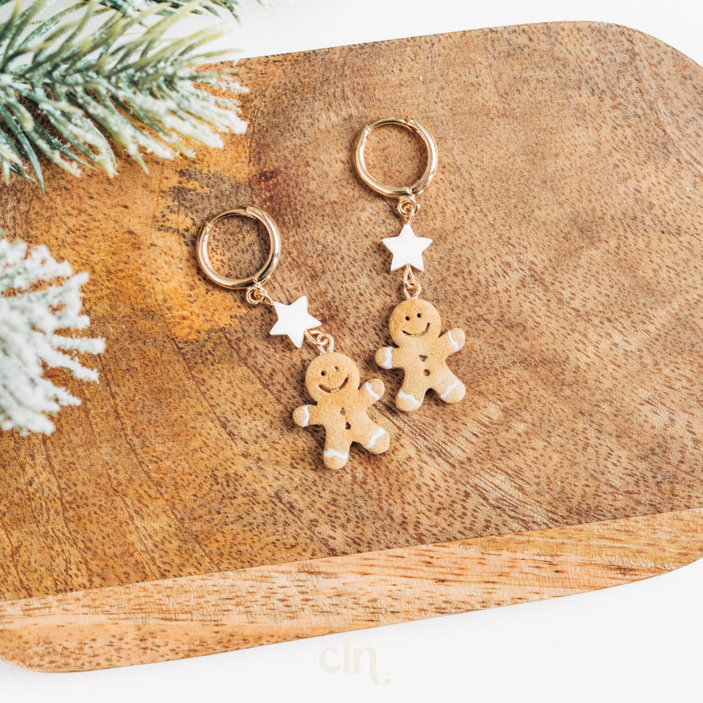 Gingerbread hoops with star bead - CLN Atelier