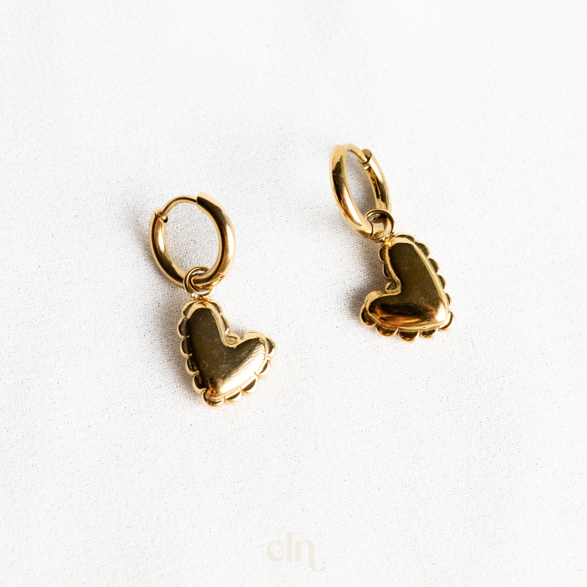 Heart dainty hoops - Earrings - CLN Atelier