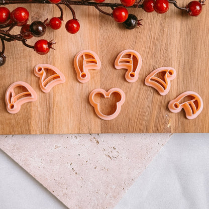 Mickey witch Santa hat (3 versions) - Cutter - CLN Atelier