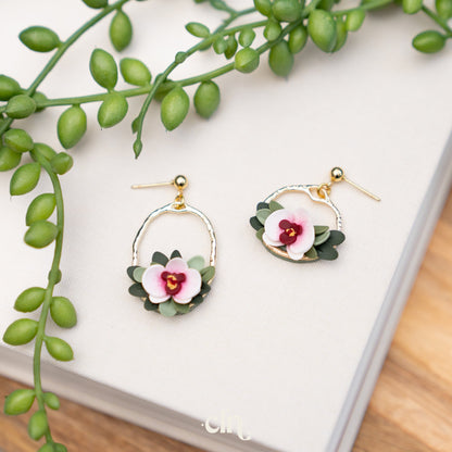 Orchid dangles - Earrings - CLN Atelier