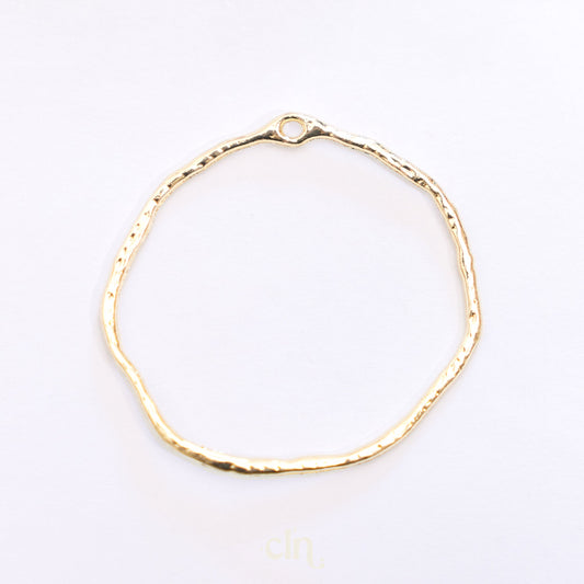 Organic circle charm large - CLN Atelier