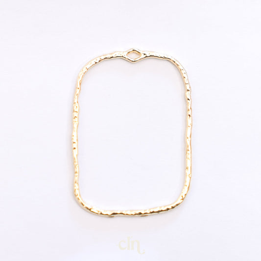 Organic rectangle charm large - CLN Atelier