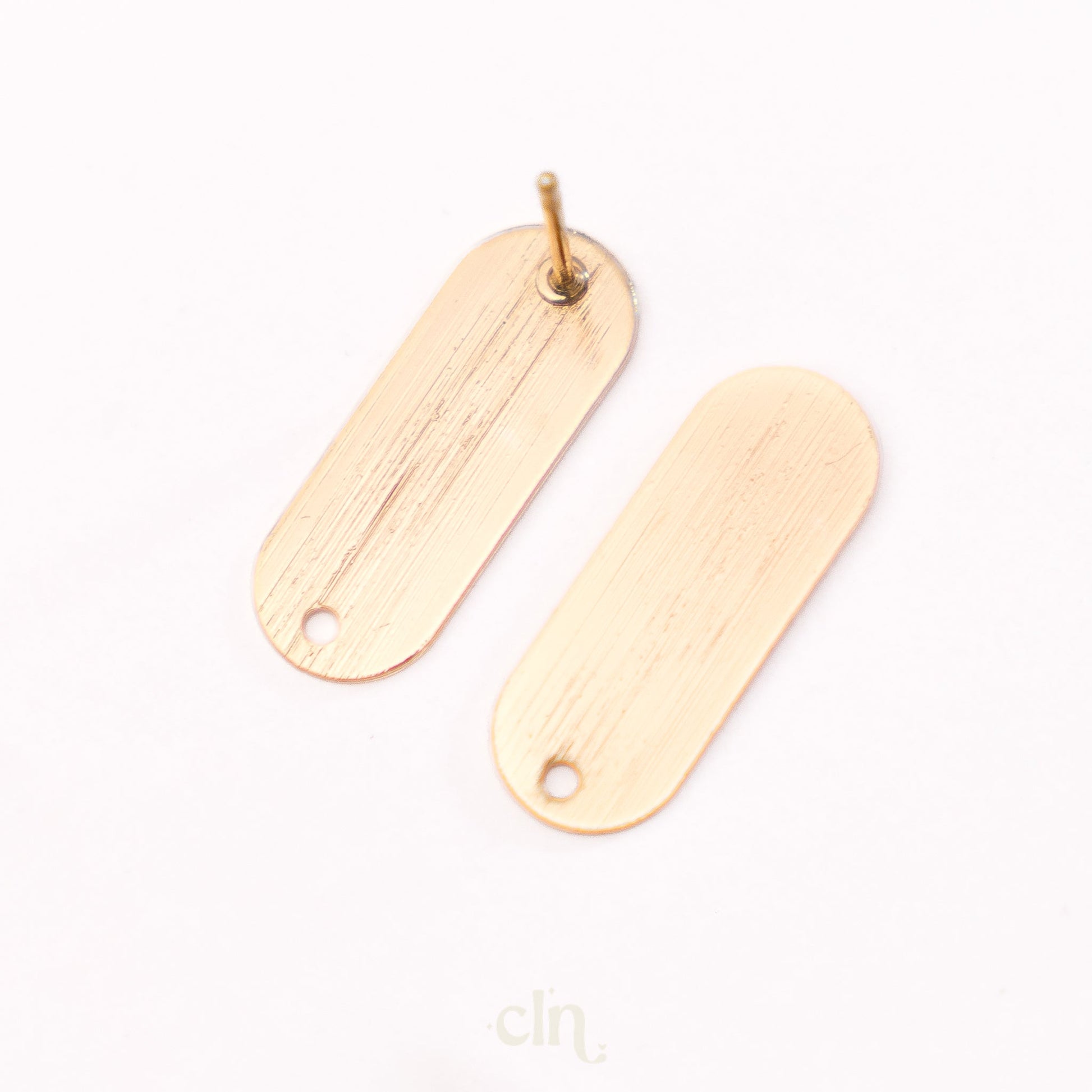 Oval brushed posts 18K gold plated - Earring findings - CLN Atelier