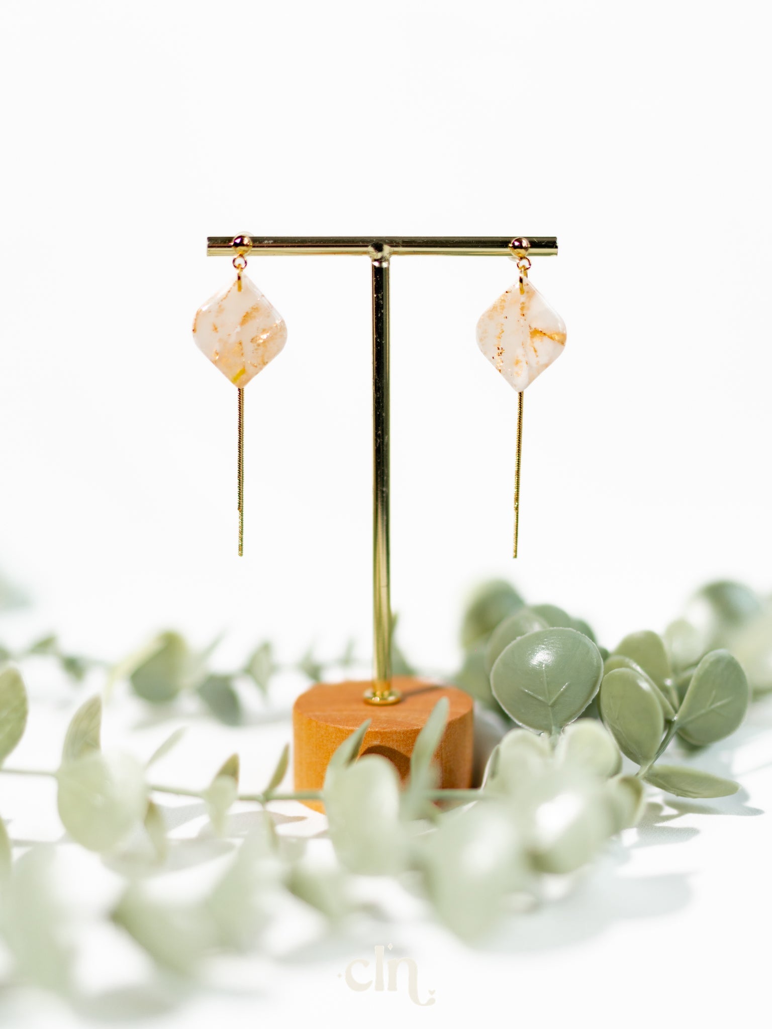 Pastel faux stones - beige and gold - Earrings - CLN Atelier