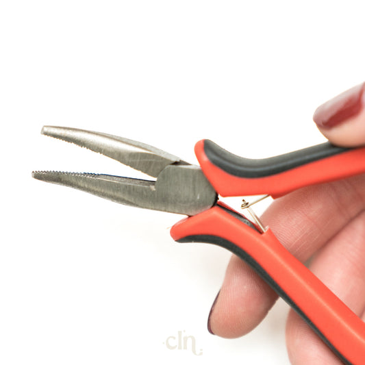 Pliers with bent nose - serrated - Curated tools - CLN Atelier