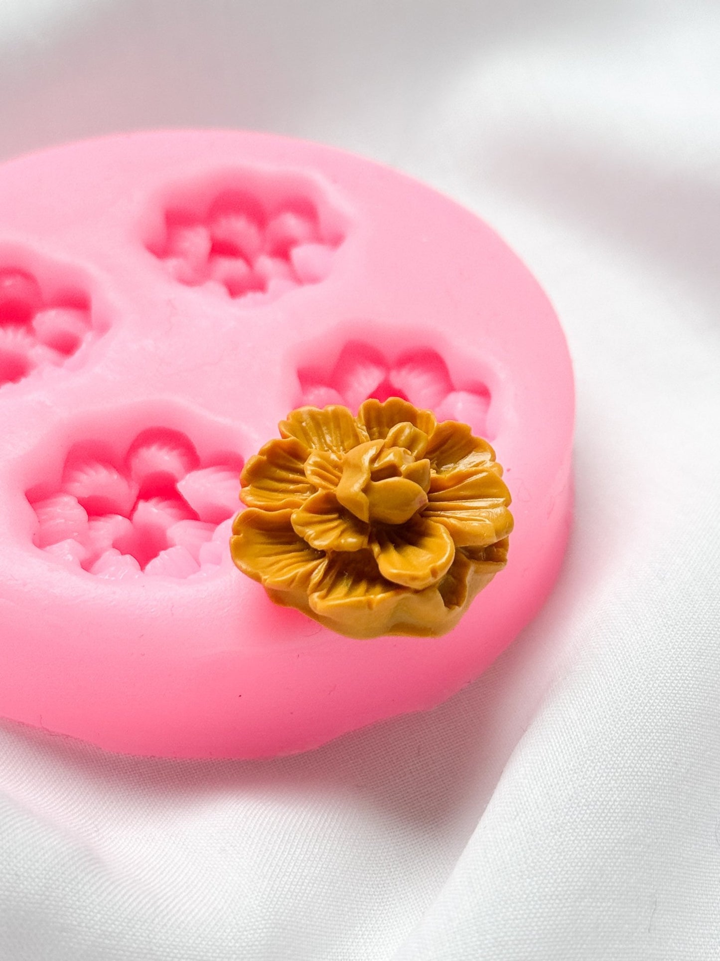 Plum flower mold - Silicone Mold - CLN Atelier