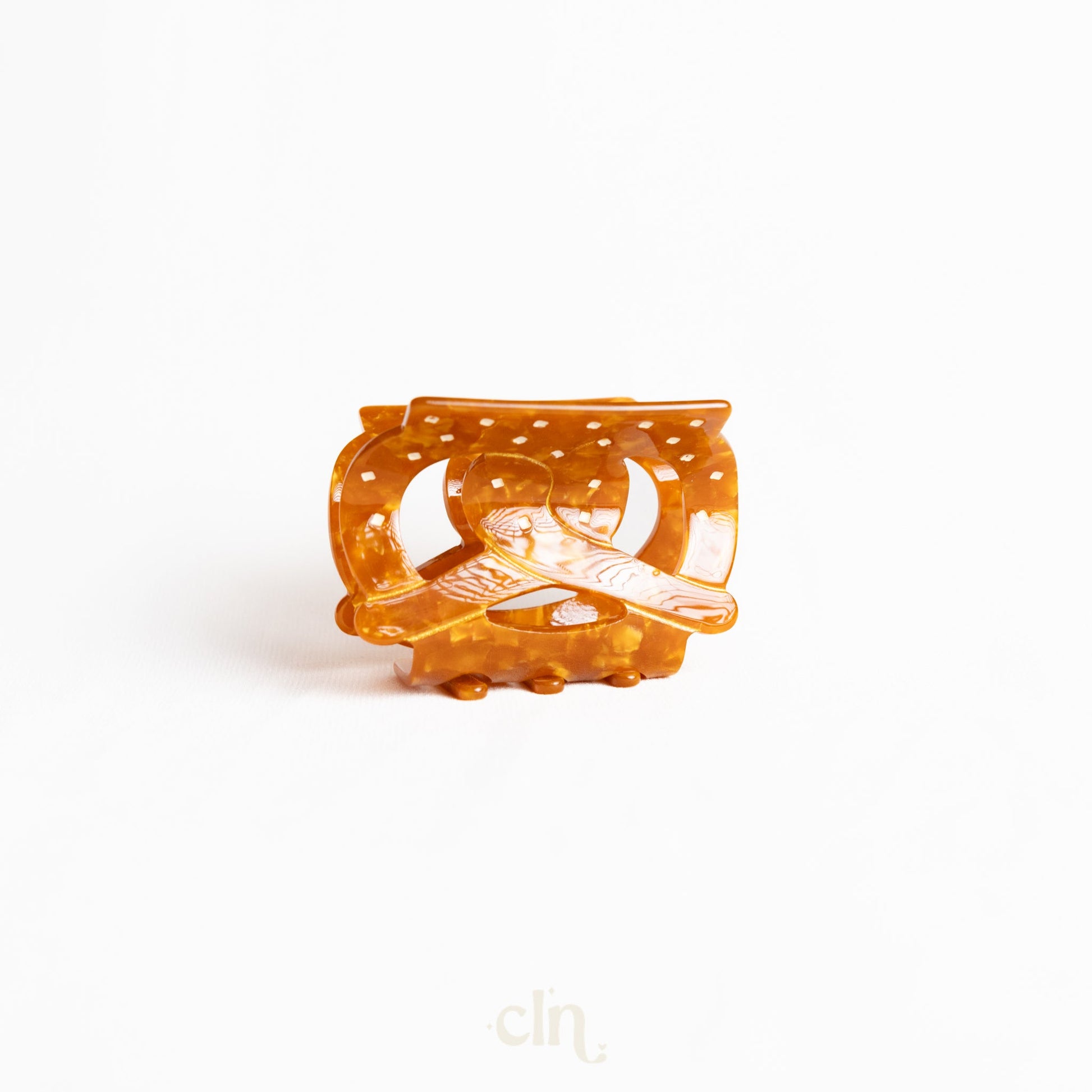 Pretzel hair clip - Hairclips - CLN Atelier