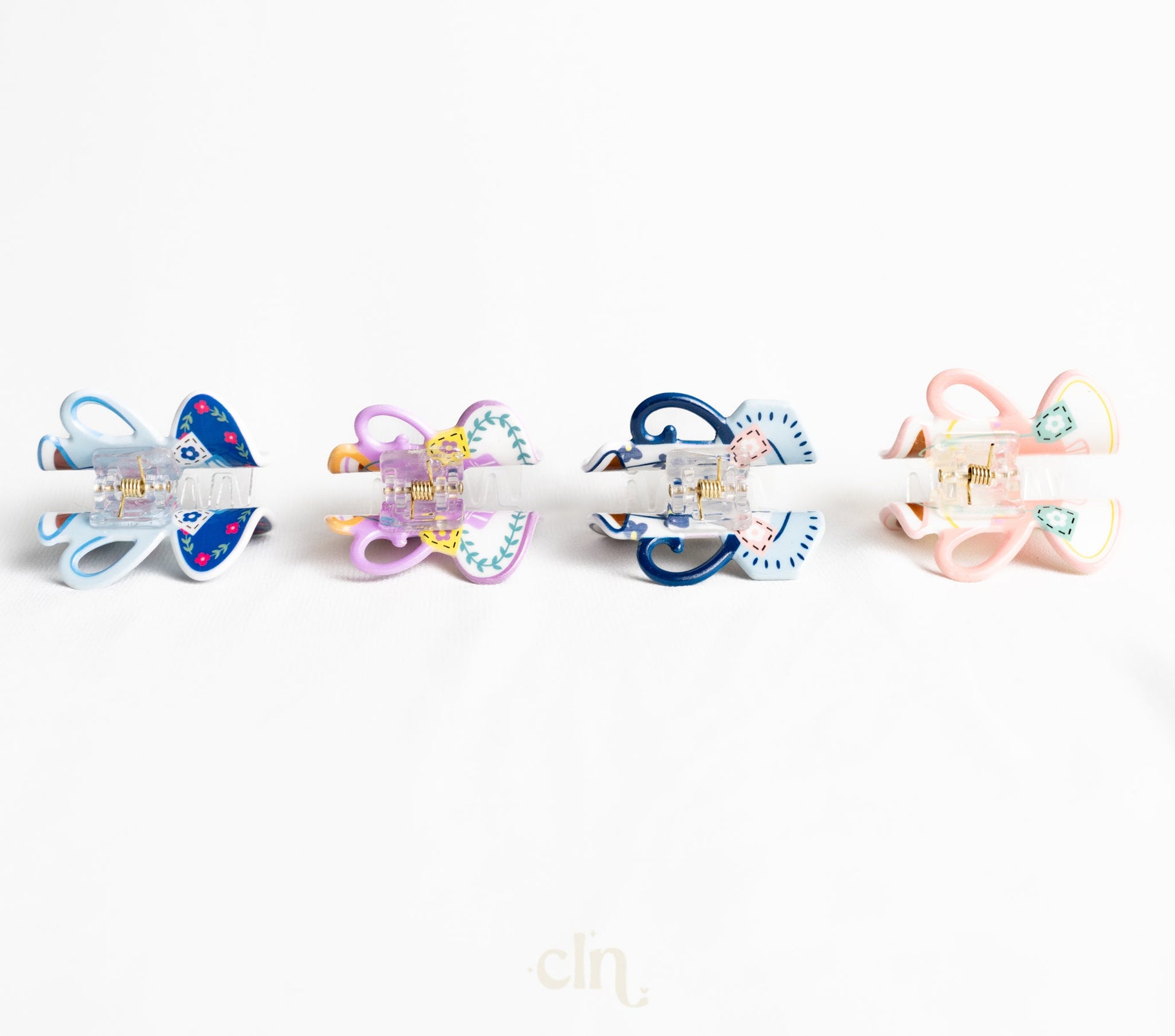 Small tea cup hair clip - 4 colors - Hairclips - CLN Atelier