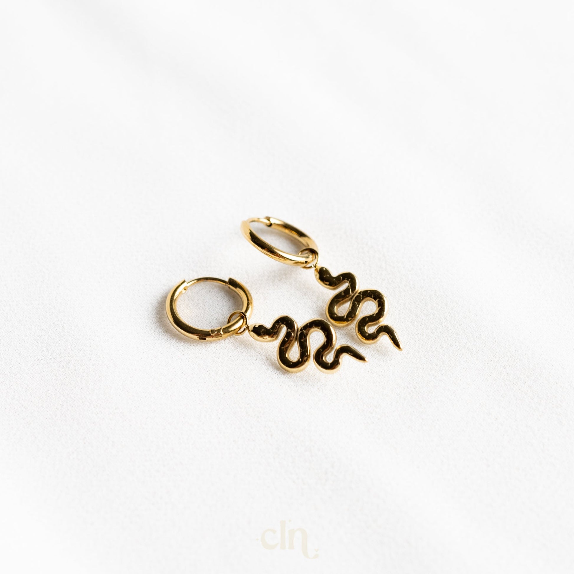 Snake dainty hoops - Earrings - CLN Atelier