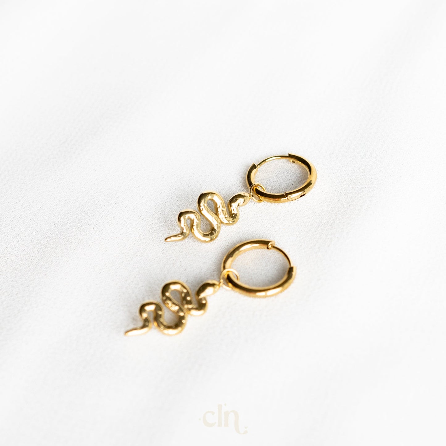 Snake dainty hoops - Earrings - CLN Atelier