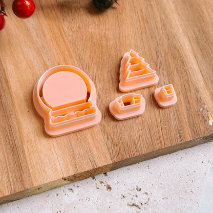 Snow Globe With Tree & Gifts - Cutter - CLN Atelier