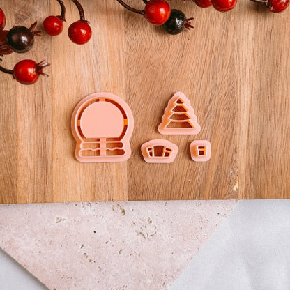 Snow Globe With Tree & Gifts - Cutter - CLN Atelier
