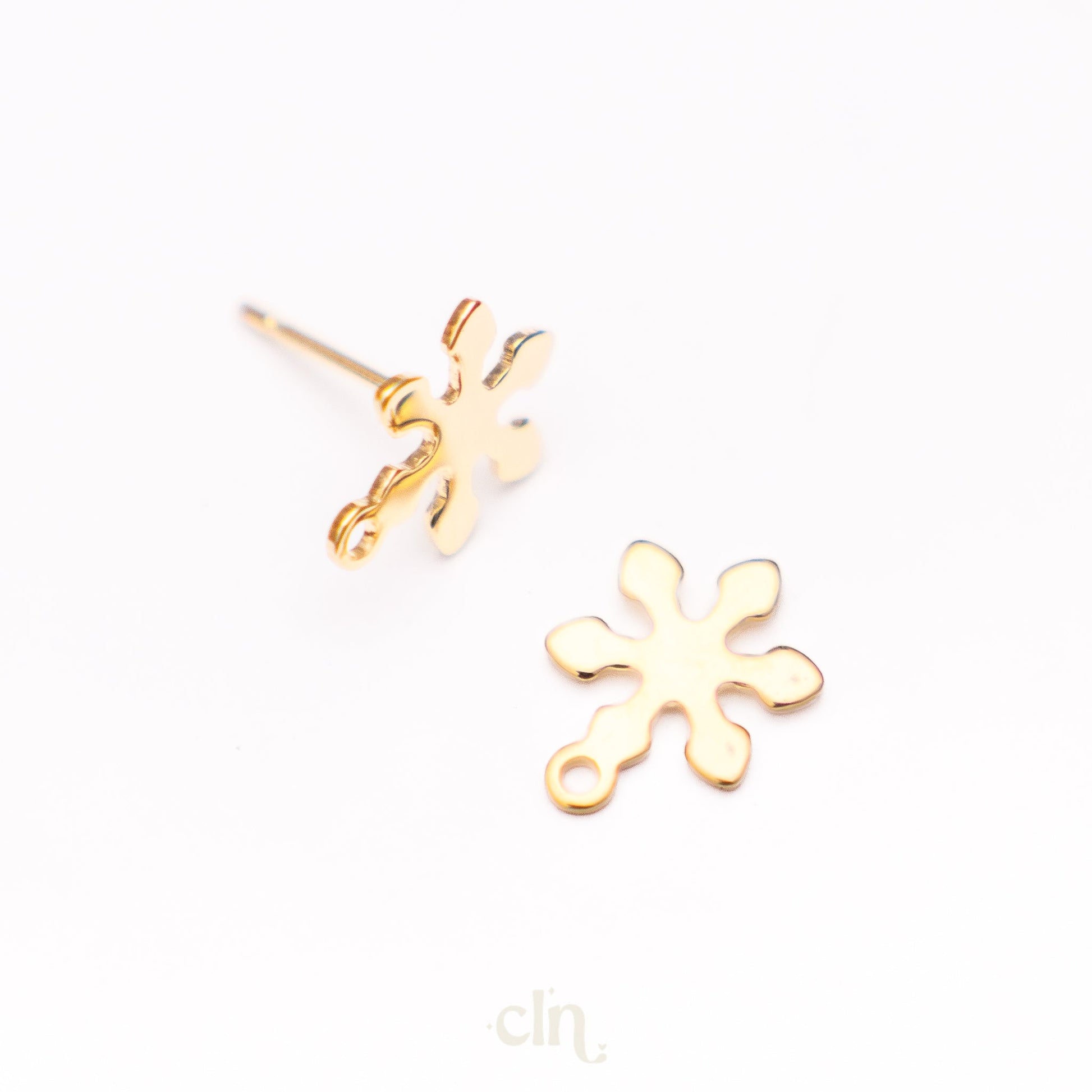 Snowflake stud with loop gold - Earring findings - CLN Atelier