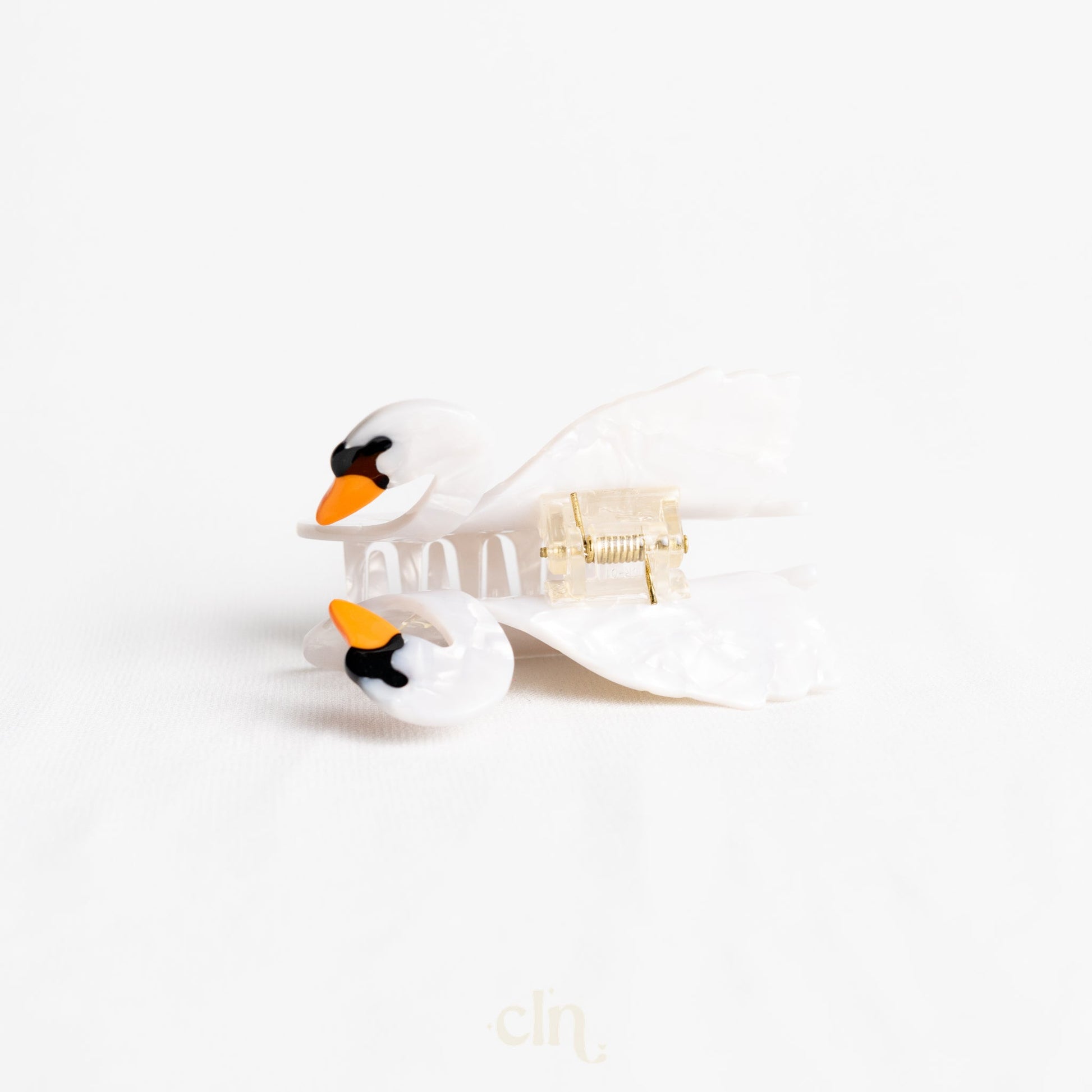 Swan hair clip - Hairclips - CLN Atelier