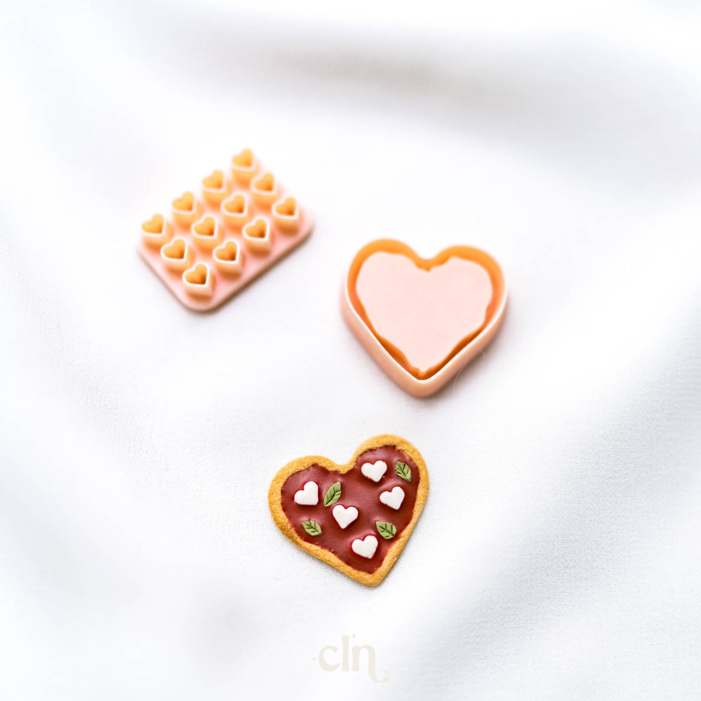 Embossed (pizza) heart - Cutter - CLN Atelier