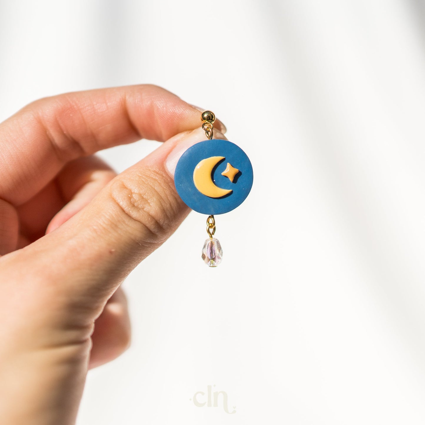 Moon dangle - Earrings - CLN Atelier