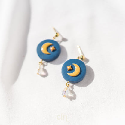 Moon dangle - Earrings - CLN Atelier